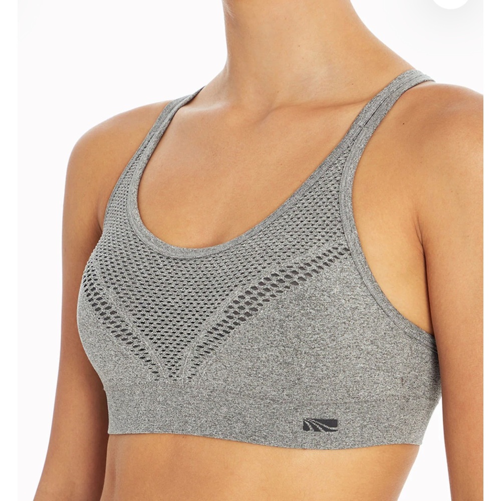 Marika sports bra
